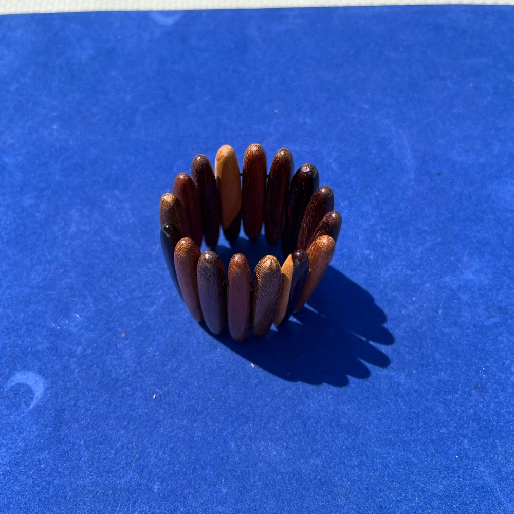 Wood stretch bracelet